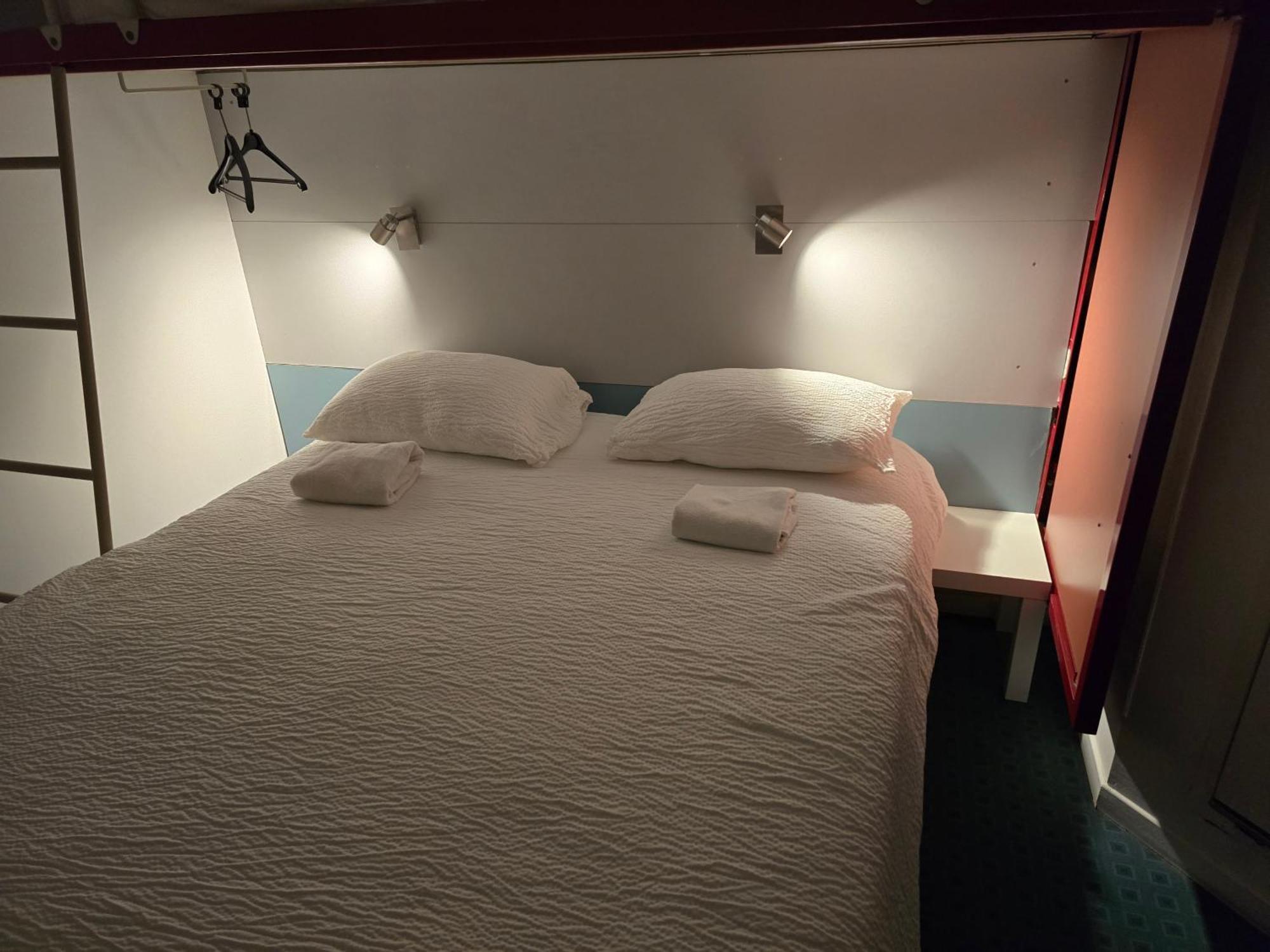 Brit Hotel Essentiel Poitiers Gare Du Futuroscope Jaunay-Clan Exteriör bild